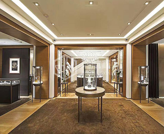 深圳珠宝展柜如何从灵敏、艺术和科学进行策划——瑞航鑫珠宝展柜厂家告诉您